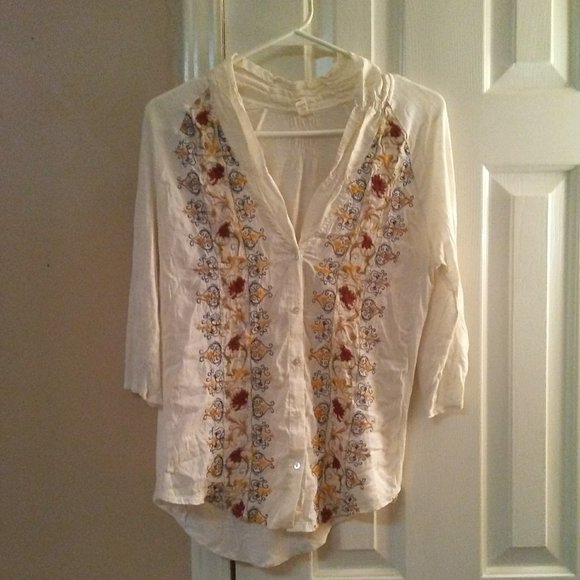 Anthropologie Tops - Tiny By Anthropologie Beautiful Button Up Blouse